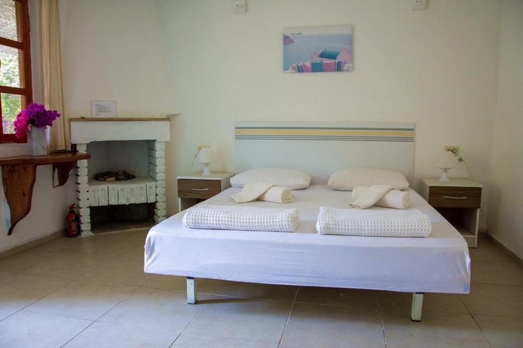 Myndos Bed & Breakfast Bodrum Екстериор снимка